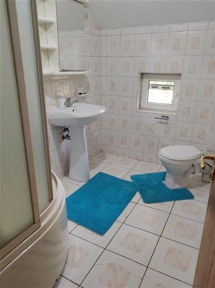 Casă individuală cu 5 camere cu Teren 1334 Mp în Telega