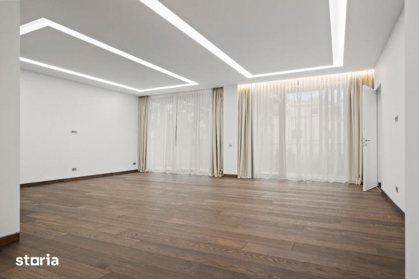 Apartament cu 5 camere decomandat în Kiseleff