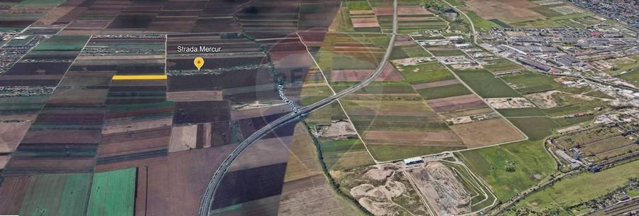 Teren agricol extravilan de 6300 mp, în Nord