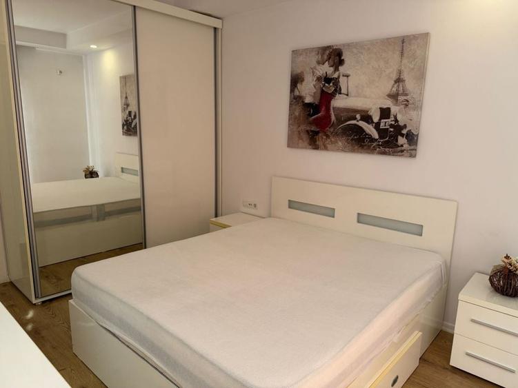 Apartament cu 2 camere decomandat în Tunari