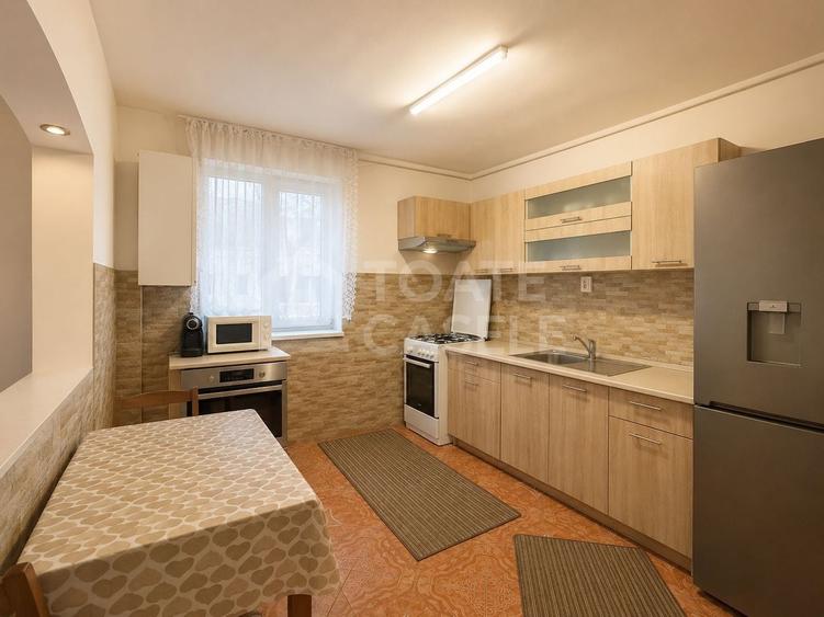 Apartament cu 3 camere semidecomandat în Gheorgheni