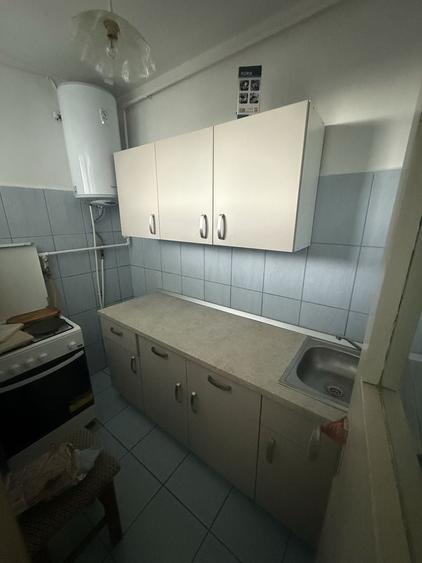 Garsonieră decomandată în Burdea