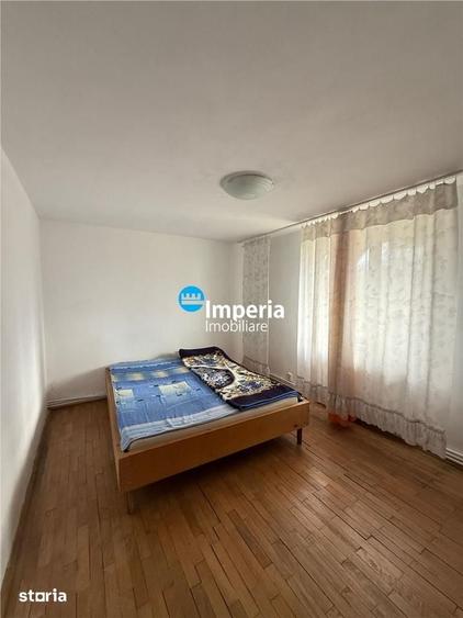 Casă cu 6 camere cu Teren 1062 Mp în Copou