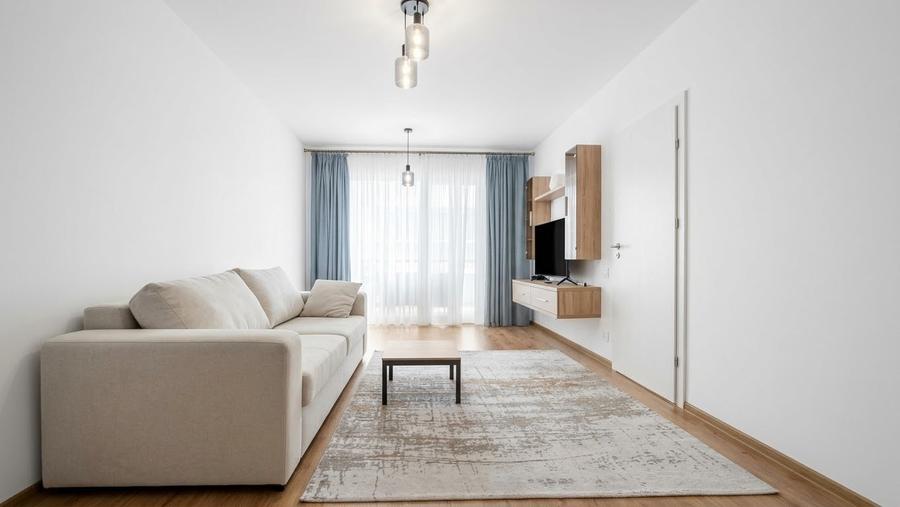 Apartament cu 2 camere decomandat în Blumăna