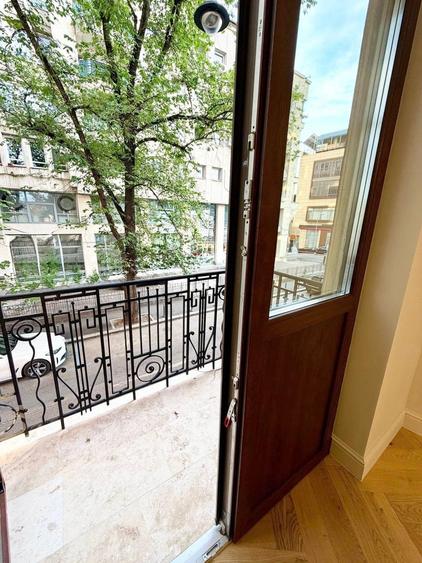 Apartament cu 4 camere în Dacia