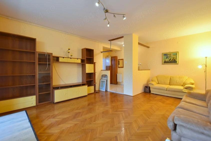 Apartament cu 2 camere decomandat în Neptun