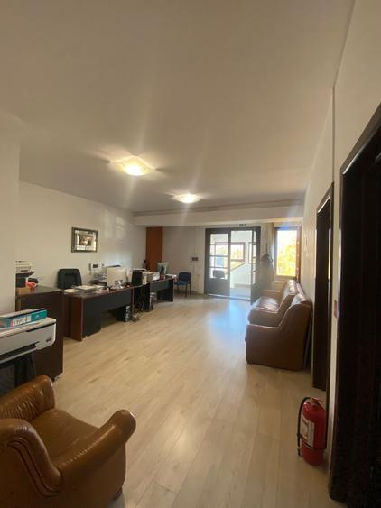 Spațiu comercial, de 111 mp, în Calea Plevnei