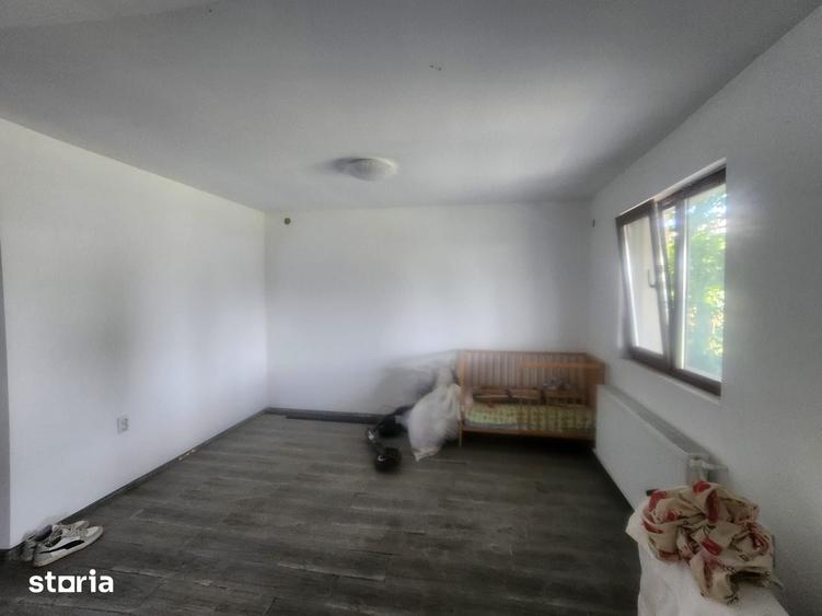 Casă cu 3 camere cu Teren 650 Mp în Lilieci
