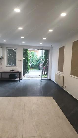 Spațiu comercial, de 43 mp, în Central