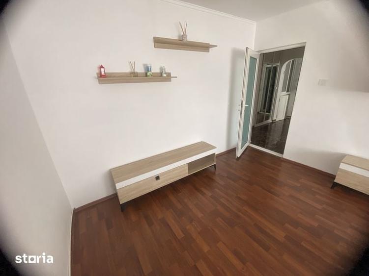 Inchiriez apartament 2 camere - 7