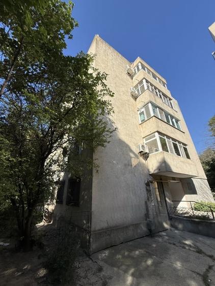 Apartament cu 2 camere decomandat, mobilat în Tomis Nord