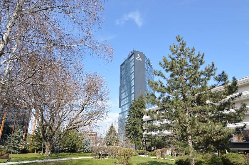 Birou, de 728 mp, în P-ta Presei Libere