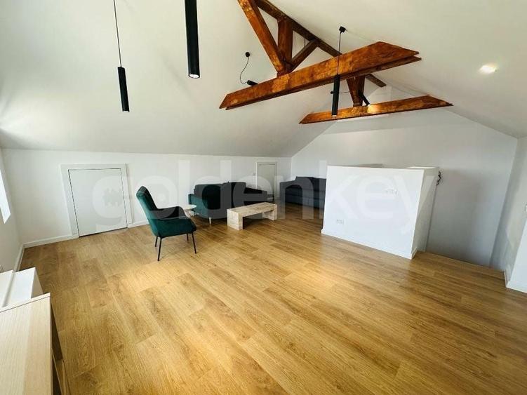Duplex cu 5 camere cu Canalizare în Pipera