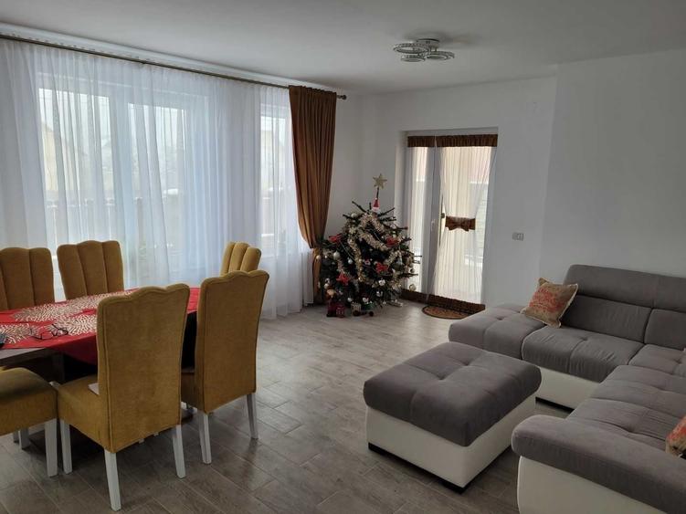 Proprietar vand Casa pe parter - 4