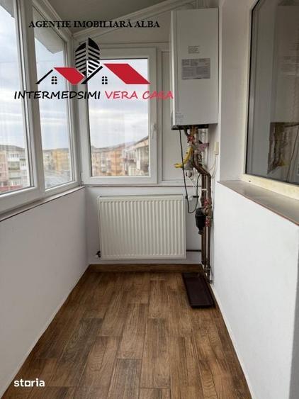 Apartament cu 3 camere decomandat în Cetate