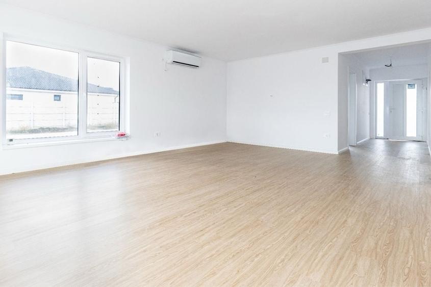 Casă cu 3 camere în Cihei