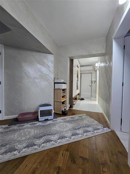 Apartament cu 4 camere decomandat în Lunca Cetățuii