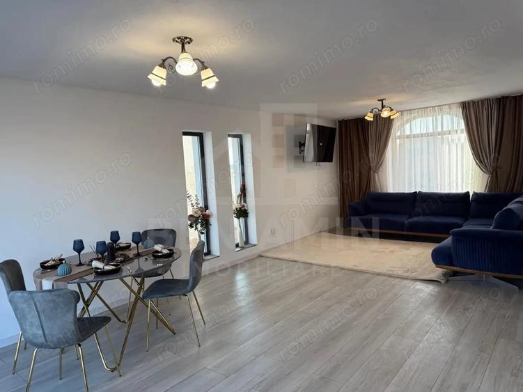 Casă cu Teren 496 Mp în Cârcea