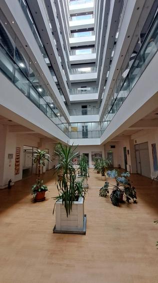 Apartament cu 2 camere semidecomandat în Unirii