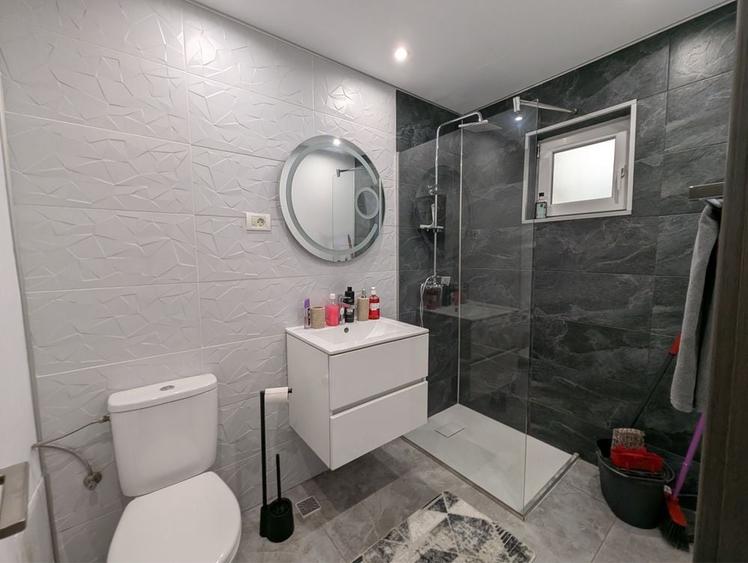 Apartament cu 2 camere decomandat în Boldești