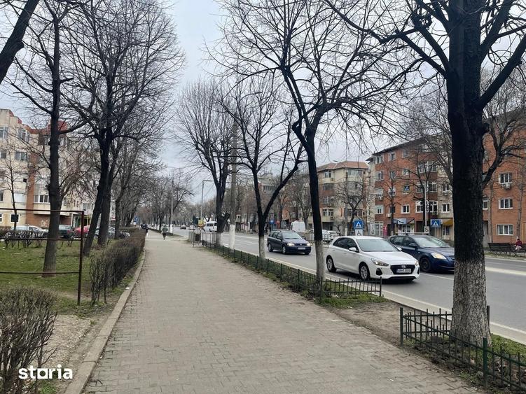 Apartament cu 2 camere, mobilat în Central
