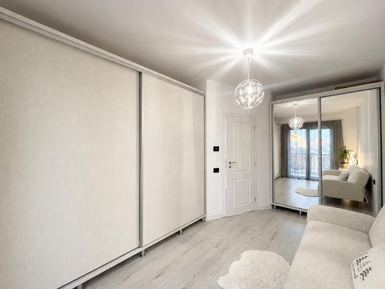 Duplex cu 4 camere cu Teren 273 Mp în Urseni