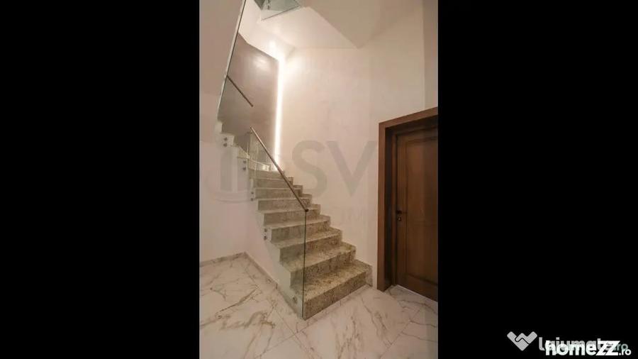 Apartament cu 3 camere decomandat, mobilat în Central