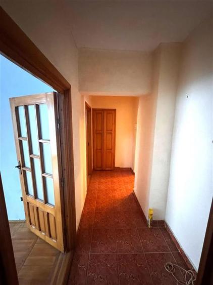 3 camere, decomandat, 83 mp, etaj intermediar in bloc cu lift, Tineretului - 5