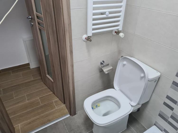 Apartament cu 2 camere decomandat în Complex Studențesc