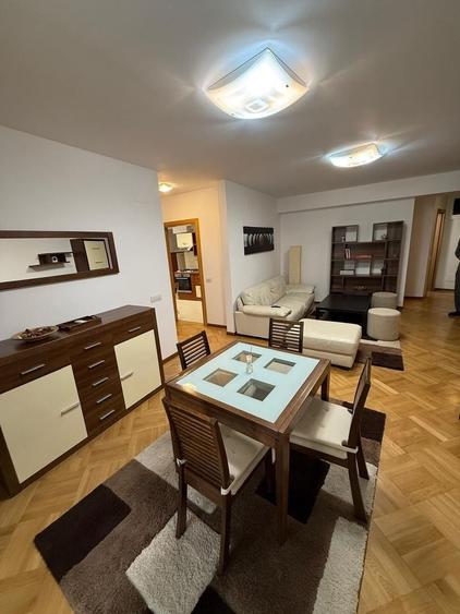 Apartament cu 3 camere decomandat, mobilat în Herăstrău