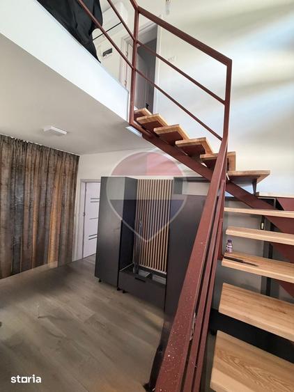 Casă cu 4 camere cu Teren 1200 Mp în Brestei