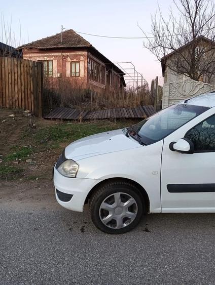 Casă cu 3 camere în Bădoși