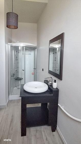Apartament cu 4 camere decomandat în Centrul Istoric