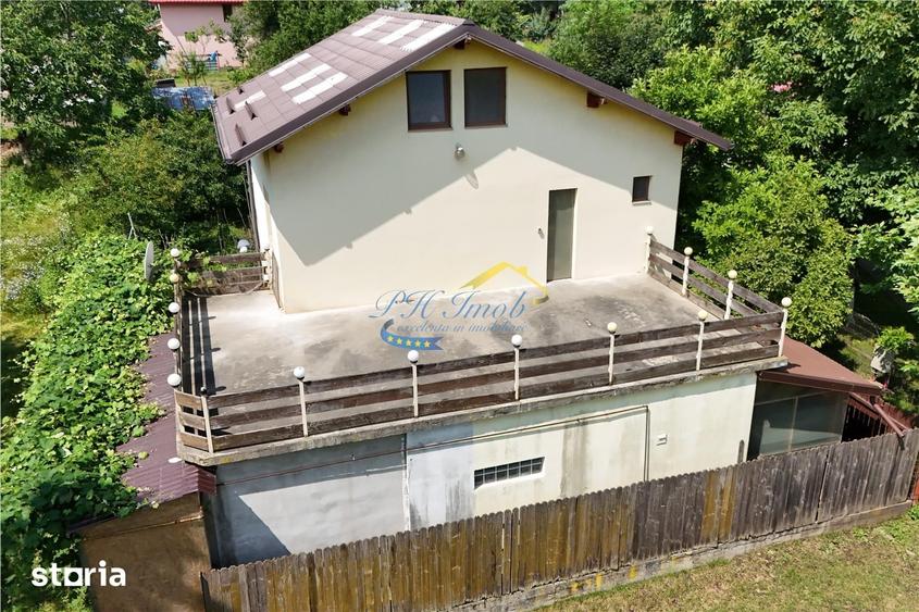 Casă cu 6 camere cu Teren 169 Mp în Central