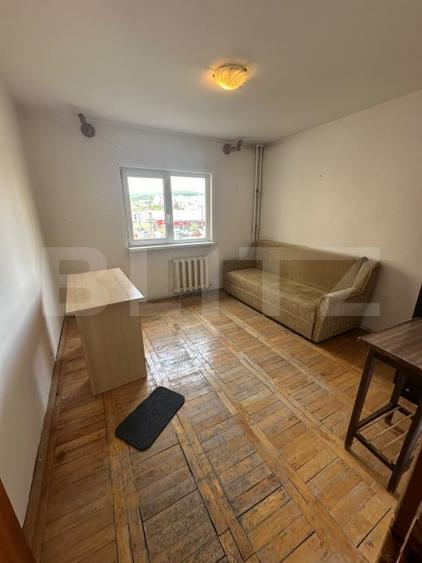 Apartament cu 3 camere decomandat, mobilat în Mănăștur