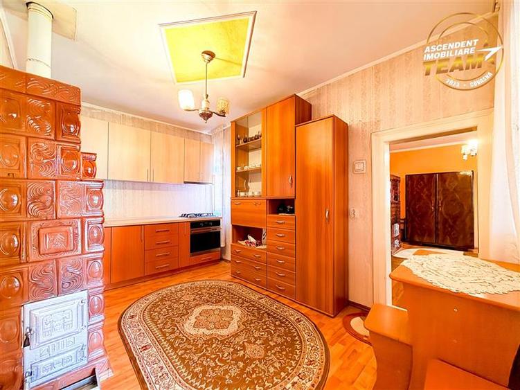 Casă individuală cu 2 camere cu Teren 1169 Mp în Zagon