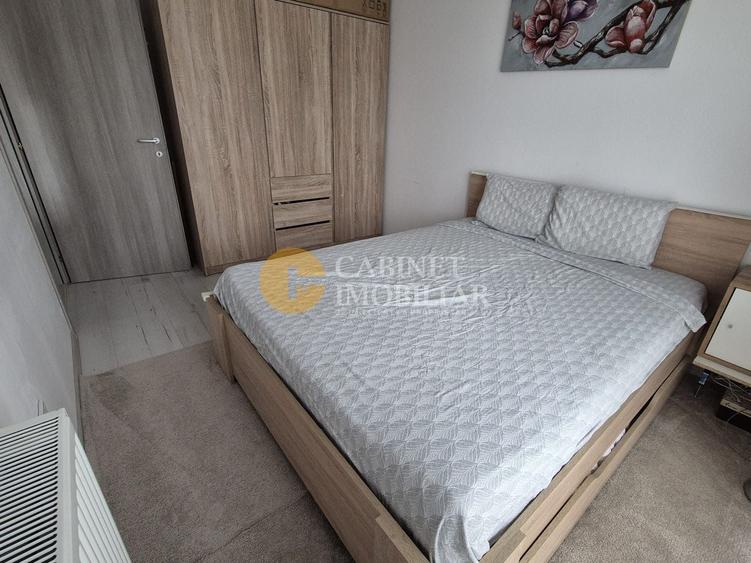 Apartament cu 3 camere decomandat, mobilat în Vișani