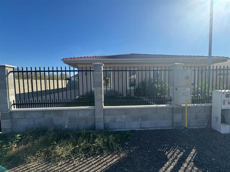 Duplex cu 3 camere cu Teren 320 Mp în Moșnița Nouă