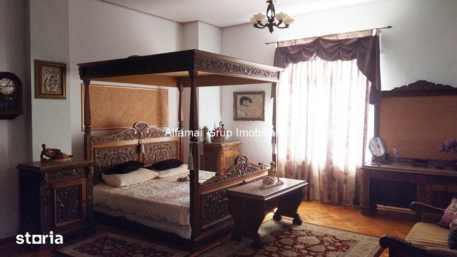 Casă cu 5 camere cu Teren 680 Mp în Cotroceni