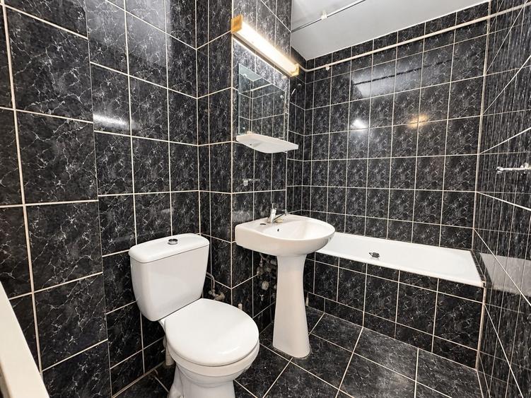 Apartament cu 2 camere semidecomandat în Olimpia-Stadion