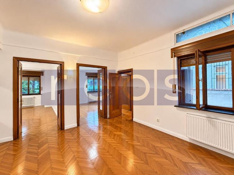 Apartament cu 4 camere în Aviatorilor