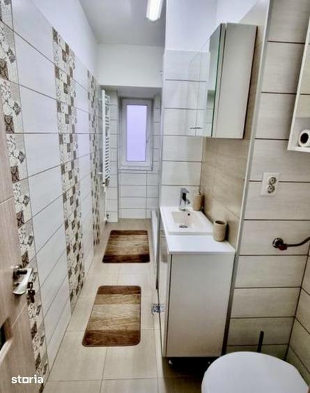 Garsonieră decomandată în Decebal