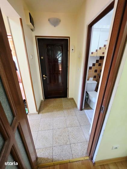 Apartament cu 3 camere decomandat în Vest