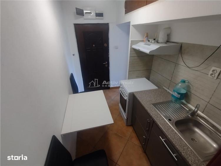 Apartament cu 2 camere, mobilat în Oravița