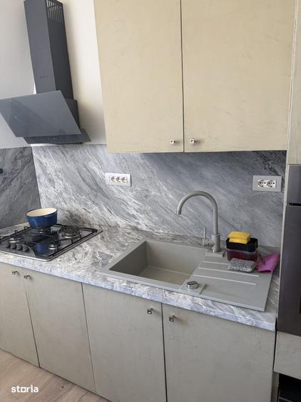 Apartament cu 3 camere, mobilat în Gara de Nord
