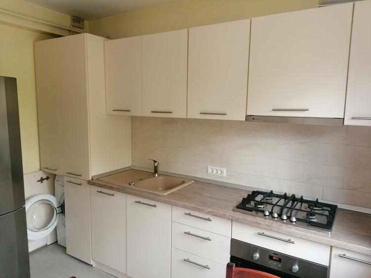 Apartament cu 2 camere decomandat în Mehala