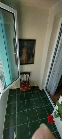 Apartament cu 2 camere semidecomandat în Centrul Civic