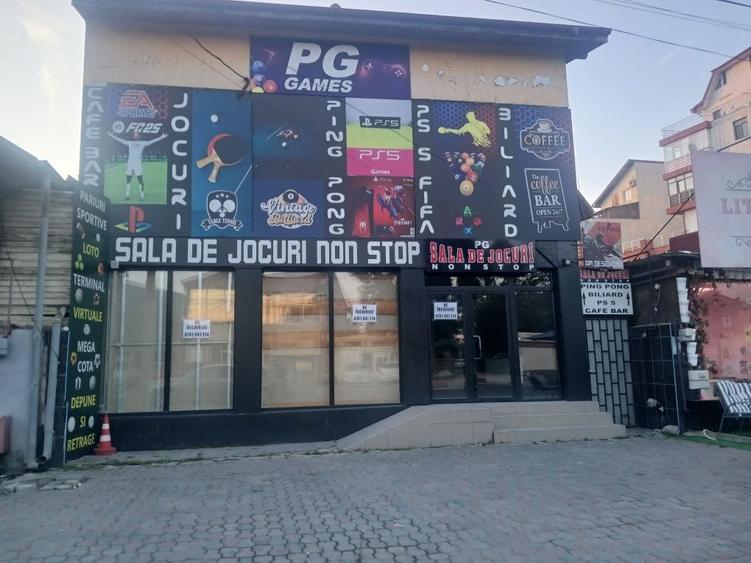 Spațiu comercial, de 250 mp, în Central