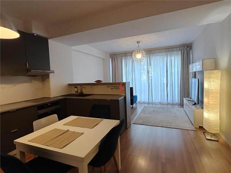 Apartament cu 2 camere decomandat, mobilat în Herăstrău