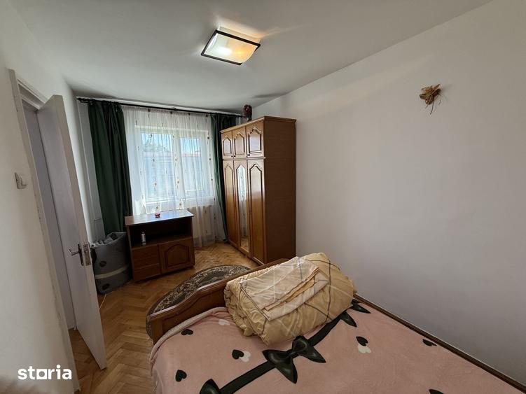 Apartament cu 2 camere nedecomandat în Cornișa